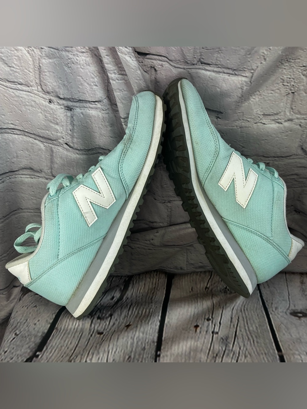 New Balance 501 Retro Low Top Lifestyle Running Fashion Sneakers Aqua Mint Sz 9 - Picture 10 of 13